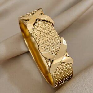 Luxury Modern Stainless Gold Plated Steel Bracelet Thick Wide Chunky Bracelet